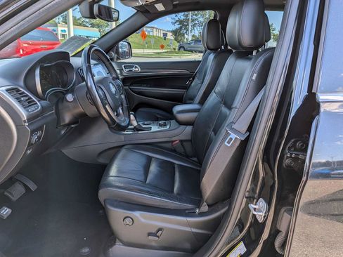Used 2020 Jeep Grand Cherokee Limited AWD/4WD image 15