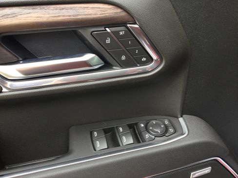New 2026 GMC Sierra 1500 SLT AWD/4WD image 11