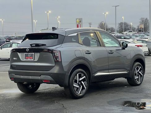 New 2026 Nissan Kicks SV w/ SV Premium Package FWD image 5