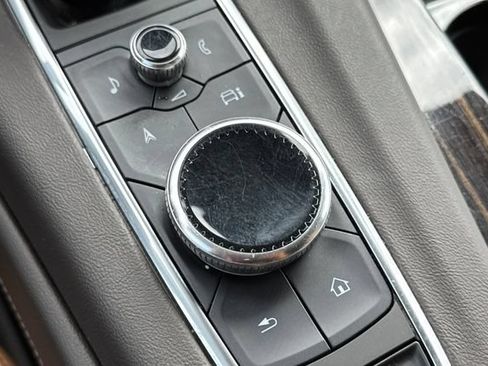 Used 2022 Cadillac Escalade Sport w/ Touring Package AWD/4WD image 32