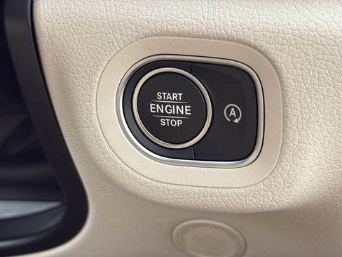 New 2026 Mercedes-Benz GLE 350 4MATIC image 41