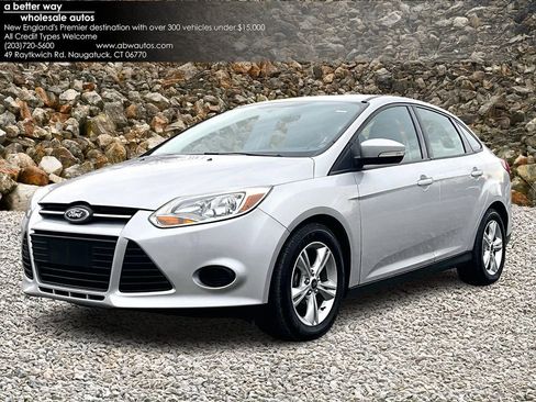 Used 2013 Ford Focus SE image 1