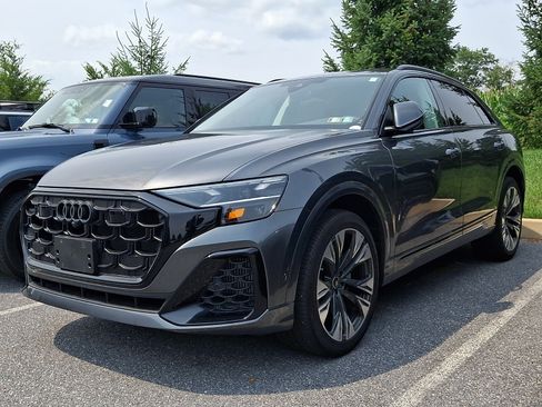 Used 2024 Audi Q8 Premium Plus AWD/4WD image 1