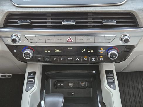 Used 2022 Kia Telluride SX w/ SX Prestige Package AWD/4WD image 21