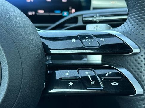 Used 2025 Mercedes-Benz C 300 Sedan image 31