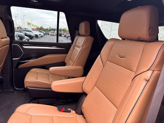 Used 2025 Cadillac Escalade Premium Luxury w/ Touring Package AWD/4WD image 11