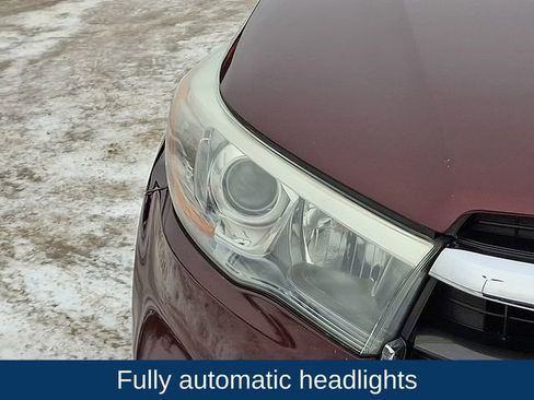 Used 2015 Toyota Highlander XLE image 10