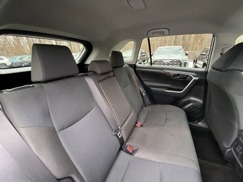 Used 2025 Toyota RAV4 LE image 27