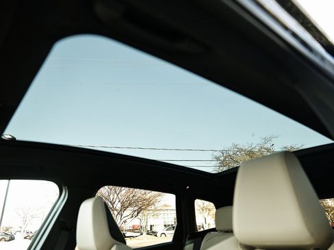 New 2026 BMW X3 xDrive30 w/ Premium Package image 18