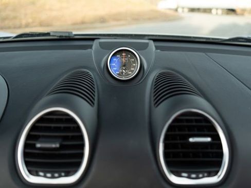 Used 2020 Porsche 718 Boxster S image 30