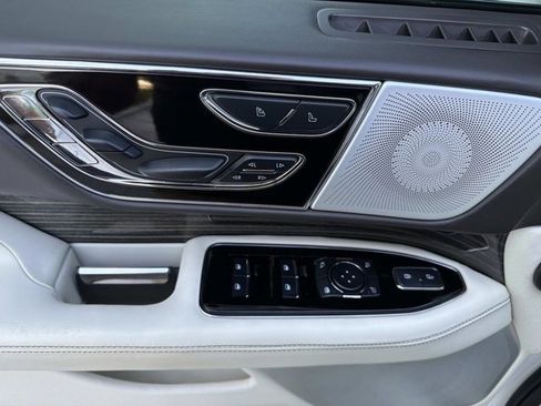 Certified 2023 Lincoln Navigator Black Label AWD/4WD image 12