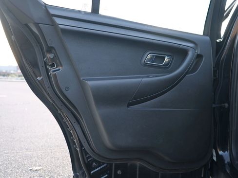 Used 2019 Ford Taurus Police Interceptor AWD image 21