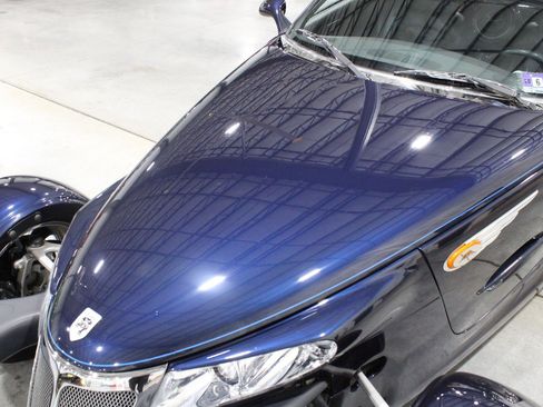 Used 2001 Chrysler Prowler RWD image 38