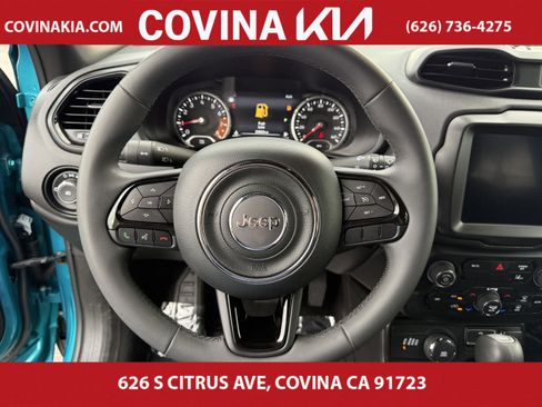 Used 2022 Jeep Renegade Altitude image 16