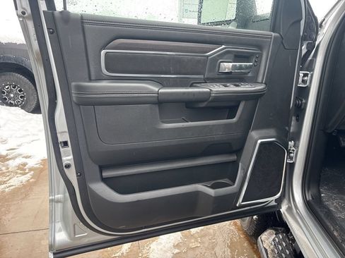 New 2026 RAM 2500 Laramie w/ Night Edition AWD/4WD image 18