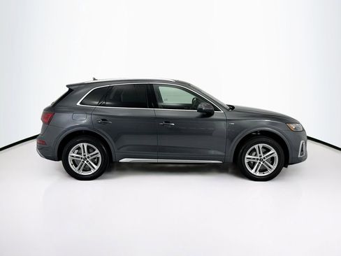 Certified 2024 Audi Q5 e Premium Plus w/ Premium Plus Package AWD/4WD image 4