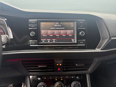 Used 2019 Volkswagen Jetta GLI FWD image 17