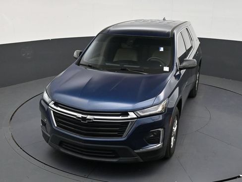 Used 2022 Chevrolet Traverse LS FWD image 19