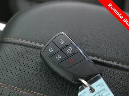 Used 2025 Chevrolet Silverado 1500 High Country w/ Midnight Edition image 3