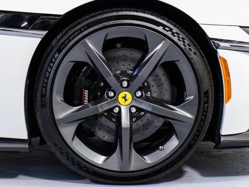 Certified 2025 Ferrari 12Cilindri RWD image 59