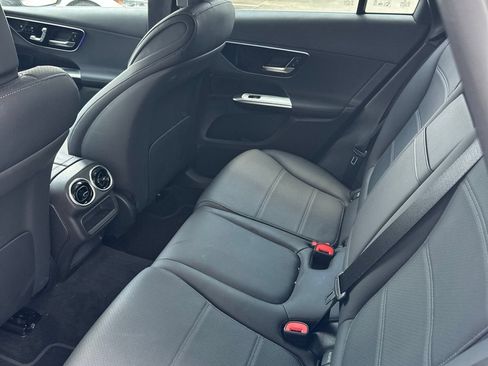 Used 2026 Mercedes-Benz GLC 300 4MATIC image 7