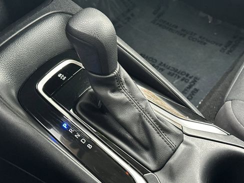 Used 2023 Toyota Corolla LE image 20