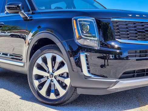 Used 2022 Kia Telluride S AWD/4WD image 5