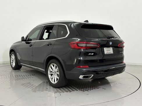 Used 2019 BMW X5 xDrive40i w/ Convenience Package AWD/4WD image 3