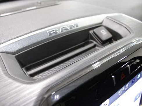 Used 2023 RAM 1500 Laramie AWD/4WD image 41