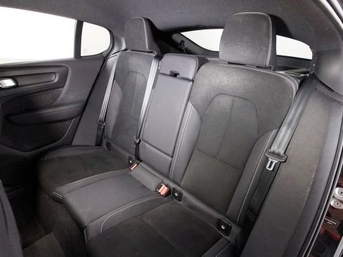 Certified 2023 Volvo C40 P8 Recharge Ultimate w/ Protection Package Premier AWD/4WD image 19