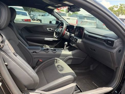 Used 2025 Ford Mustang GT RWD image 14