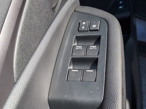 Used 2022 Honda Pilot TrailSport image 16