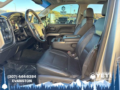 Used 2018 Chevrolet Silverado 2500 LTZ image 22