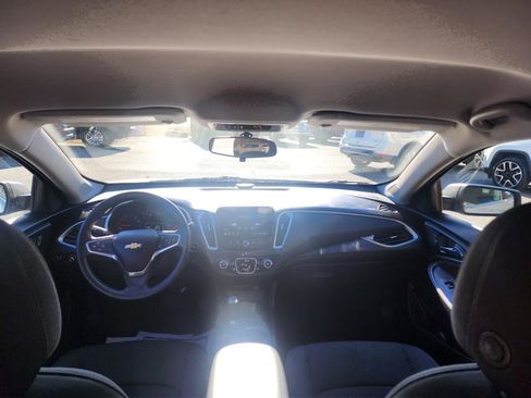 Used 2020 Chevrolet Malibu LS image 11