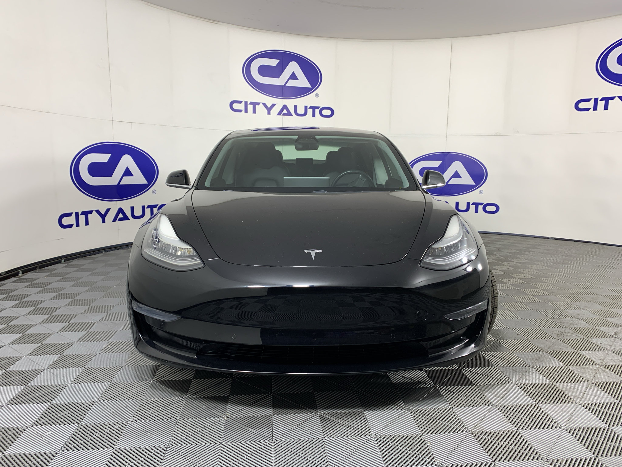 Used 2019 Tesla Model 3 Standard Range Plus RWD image 9