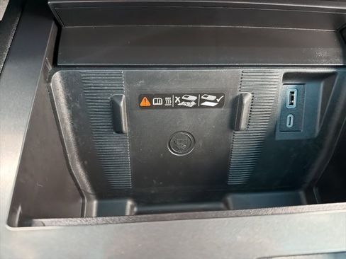 Used 2025 GMC Hummer EV 3X w/ LPO, Sport Package image 20