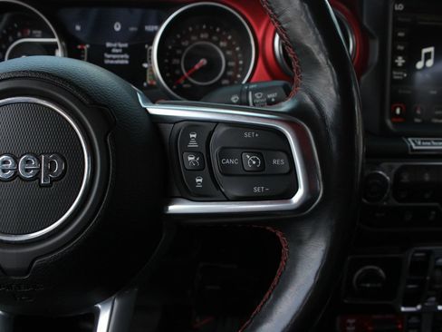 Used 2020 Jeep Gladiator Rubicon AWD/4WD image 27