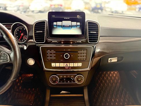 Used 2017 Mercedes-Benz GLS 450 4MATIC image 48