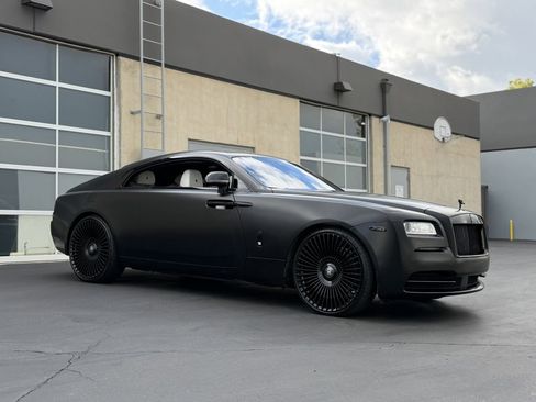 Used 2014 Rolls-Royce Wraith image 37