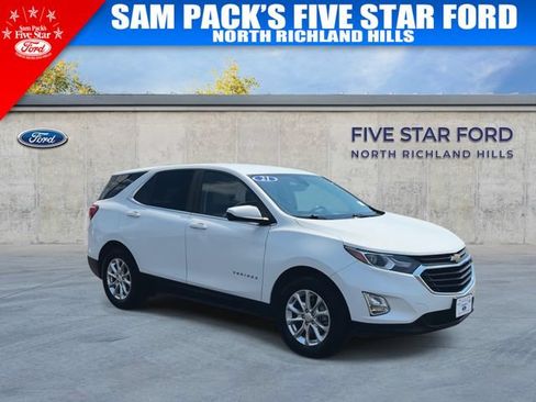 Used 2021 Chevrolet Equinox LT FWD image 2