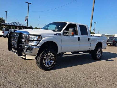 Used 2012 Ford F250 XLT w/ Skid Plate Pkg AWD/4WD image 3
