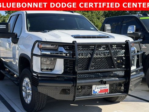 Used 2022 Chevrolet Silverado 2500 LT w/ Fleet Comfort Package AWD/4WD image 3