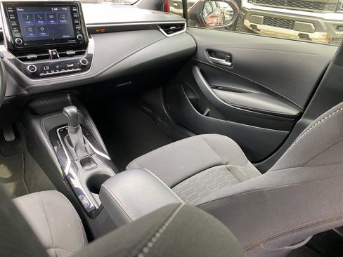Used 2021 Toyota Corolla SE w/ Special Edition image 17