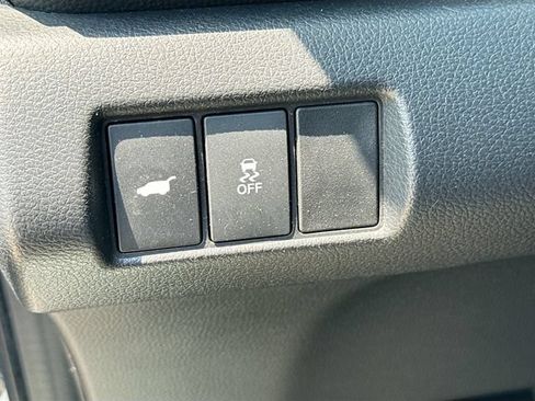 Used 2023 Honda Pilot EX-L image 10