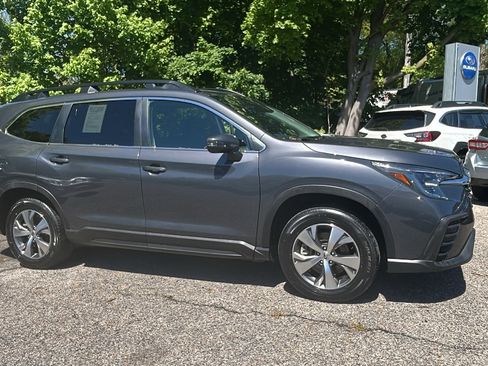 Used 2023 Subaru Ascent Premium w/ Convenience Package AWD/4WD image 10