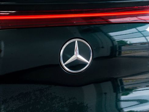Used 2023 Mercedes-Benz EQE 350+ 4MATIC SUV image 16