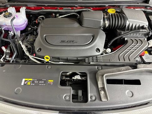 New 2027 Chrysler Pacifica Select FWD image 38