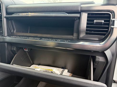 Used 2025 Ford F350 Lariat w/ Lariat Ultimate Package image 18