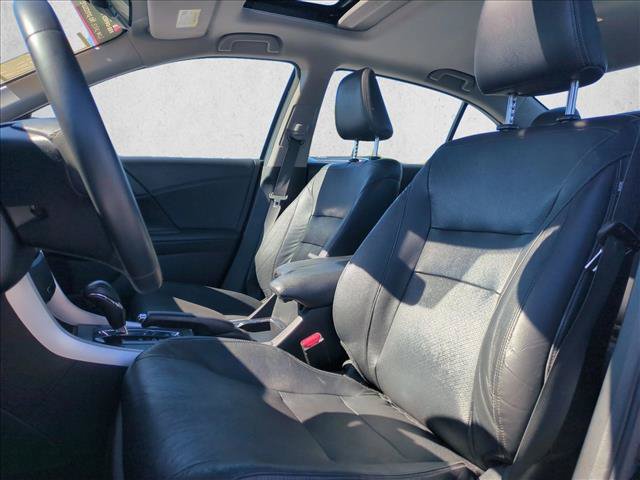 Used 2015 Honda Accord EX-L image 16