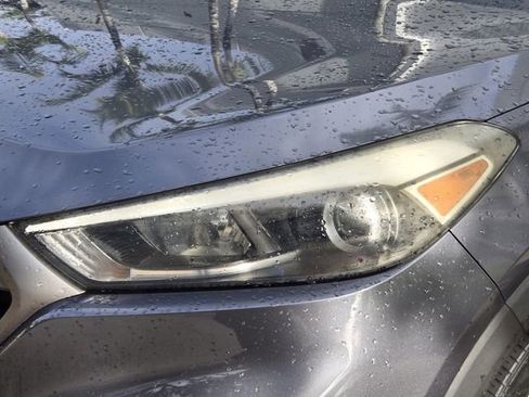 Used 2016 Hyundai Tucson SE w/ Option Group 02 FWD image 10